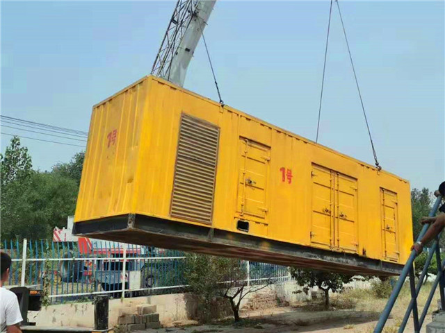 横栏镇300KW柴油发电机组油耗是多少？